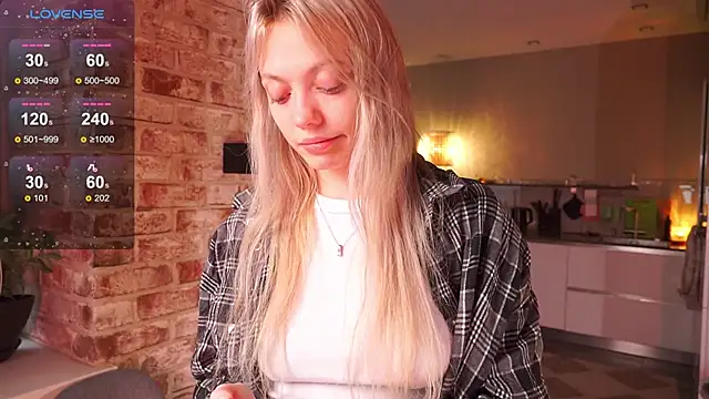  favdream online show from October 16, 2025, 5:52 am