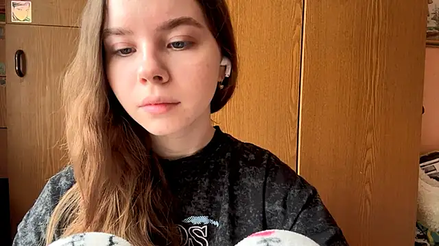 EhtelBiondi online show from January 15, 2026, 8:08 am