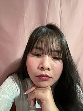 Snapshot of Mylove-here chatting on February 13, 2026, 12:01 pm Mylove-here online show from February 13, 2026, 12:01 pm