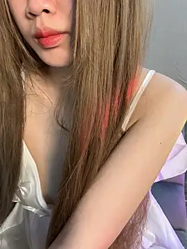 Beyeuuu online show from February 11, 2026, 2:27 am