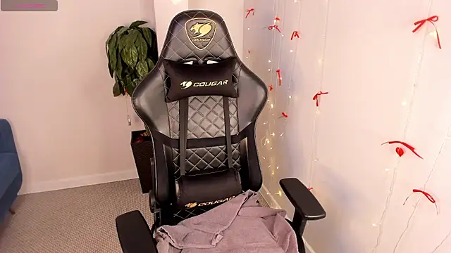 BellaWink online show from April 2, 2026, 12:08 am