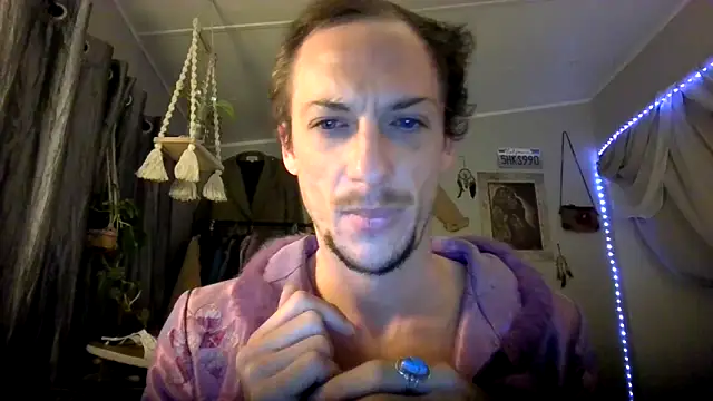 Snapshot of Dubbsssss chatting on March 11, 2026, 1:17 pm Dubbsssss online show from March 11, 2026, 1:17 pm