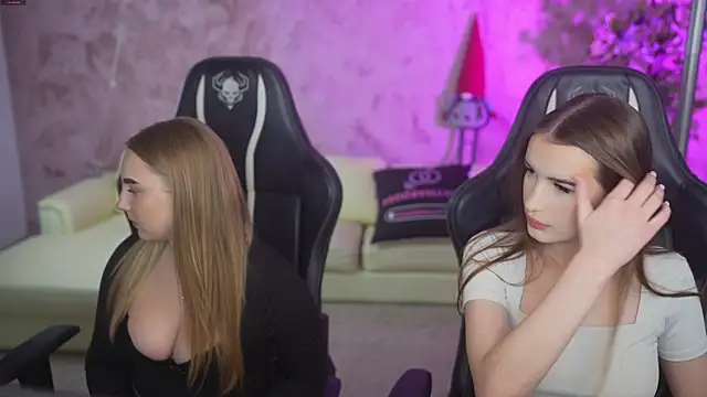 Jane Love054 online show from November 21, 2025, 11:31 am