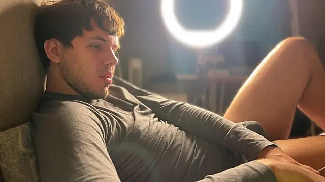 mynameischris online show from November 4, 2025, 5:39 am