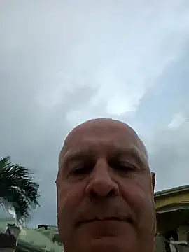 Snapshot of rudy-kralik chatting on December 21, 2025, 10:44 am rudy-kralik online show from December 21, 2025, 10:44 am