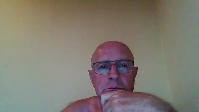 Snapshot of rudy-kralik chatting on January 8, 2026, 10:01 pm rudy-kralik online show from January 8, 2026, 10:01 pm