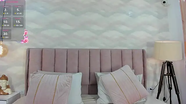 Snapshot of Katya_blonde chatting on October 15, 2025, 12:16 pm Katya blonde online show from October 15, 2025, 12:16 pm