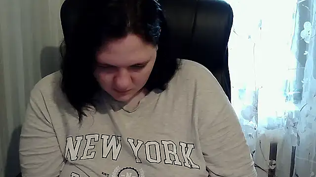 XLisaBlueXs  online show from October 13, 2025, 11:21 am