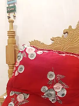 Beauty Queen Soniya online show from January 12, 2026, 2:22 pm