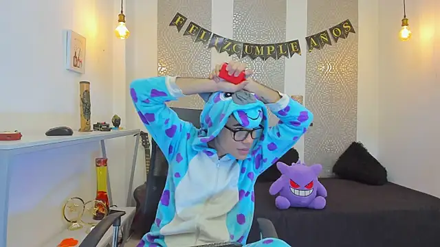 JacobBlackwell  online show from November 20, 2025, 7:24 pm