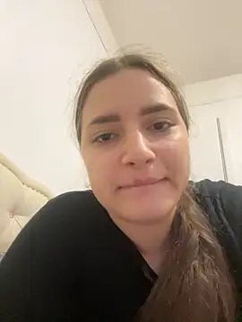 Snapshot of mayrabbby chatting on October 7, 2025, 11:02 pm mayrabbby online show from October 7, 2025, 11:02 pm