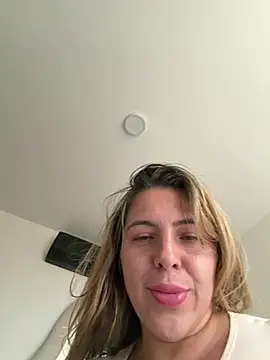 Snapshot of camila_vanucci- chatting on January 18, 2026, 9:51 pm camila vanucci- online show from January 18, 2026, 9:51 pm