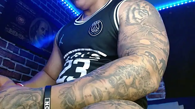 jordan bigcock  online show from October 21, 2025, 4:35 am