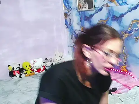 Snapshot of cerecita_anna chatting on October 22, 2025, 9:25 pm cerecita anna online show from October 22, 2025, 9:25 pm