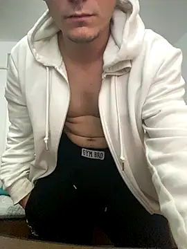 Pulamare2425 online show from October 6, 2025, 9:56 pm