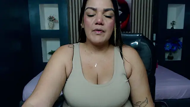ruby jimenez19 online show from October 30, 2025, 2:24 am