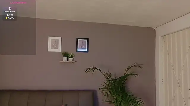 Snapshot of ZahraMilf chatting on January 14, 2026, 7:52 pm ZahraMilf online show from January 14, 2026, 7:52 pm