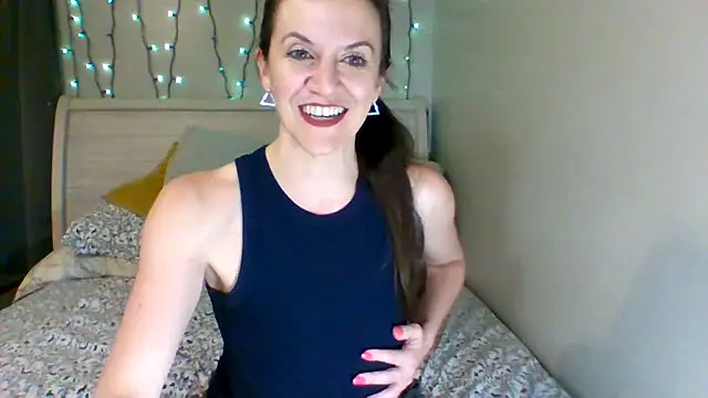 Snapshot of easy_briezy chatting on March 24, 2026, 2:05 am easy briezy online show from March 24, 2026, 2:05 am