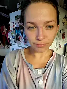 Cassaroll333 online show from October 15, 2025, 1:33 pm