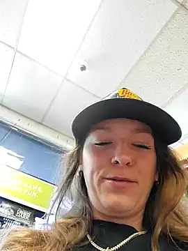 Cassaroll333 online show from April 5, 2026, 3:42 pm