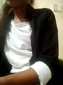 Mahi677 online show from November 29, 2025, 3:53 am