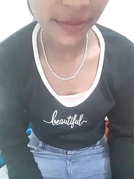 Snapshot of Mahi677 chatting on February 3, 2026, 6:46 pm Mahi677 online show from February 3, 2026, 6:46 pm