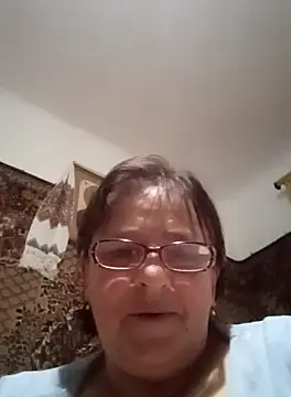 Snapshot of MilaCold5443 chatting on April 10, 2026, 4:17 am MilaCold5443 online show from April 10, 2026, 4:17 am