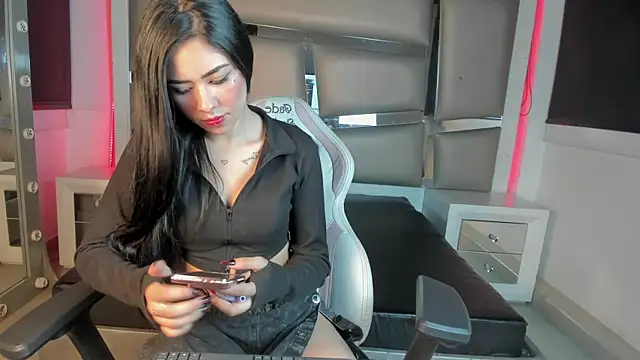 Snapshot of Violeta_js chatting on November 10, 2025, 3:49 am Violeta js online show from November 10, 2025, 3:49 am