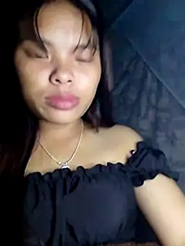 hello-cute online show from October 28, 2025, 3:58 pm