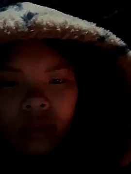 hello-cute online show from November 23, 2025, 11:15 pm