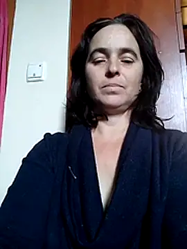 Snapshot of Ella-433 chatting on November 3, 2025, 12:06 pm Ella-433 online show from November 3, 2025, 12:06 pm