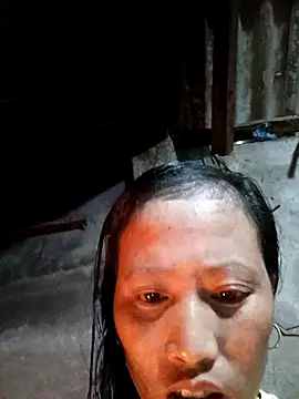 jerry-xx online show from November 2, 2025, 9:44 am