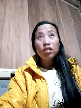 jerry-xx online show from December 18, 2025, 7:42 pm