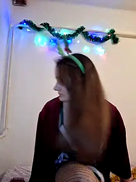 Nika aa online show from December 15, 2025, 8:46 pm