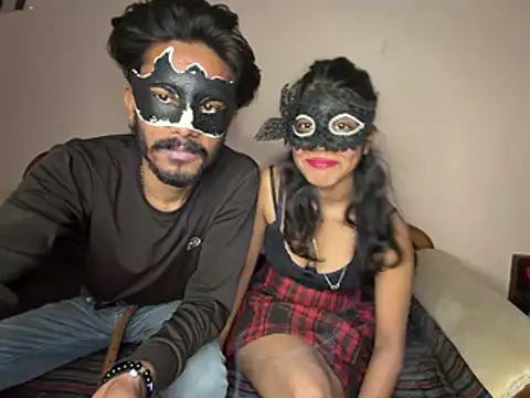 Lovebirdss online show from February 1, 2026, 9:30 am