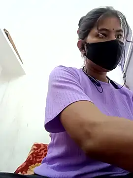 Hot radhaji online show from January 6, 2026, 7:12 am