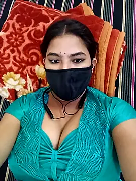 Hot radhaji online show from April 5, 2026, 3:42 pm