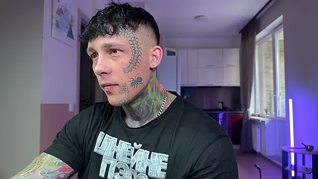 Snapshot of Anubisgods chatting on April 3, 2026, 8:12 am Anubisgods online show from April 3, 2026, 8:12 am