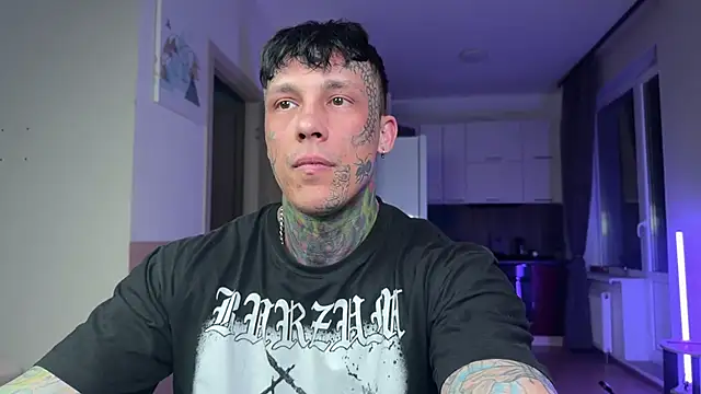 Snapshot of Anubisgods chatting on April 8, 2026, 6:52 pm Anubisgods online show from April 8, 2026, 6:52 pm