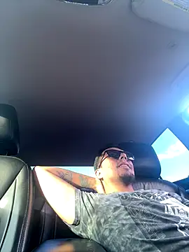 Steven-1989 online show from November 18, 2025, 11:26 pm