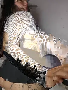 Snapshot of Emilycollei chatting on May 30, 2026, 4:20 am Emilycollei online show from May 30, 2026, 4:20 am