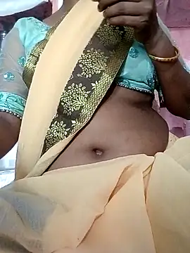 Sexy Riya Bhabhi online show from October 8, 2025, 3:53 pm