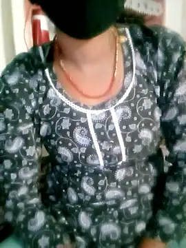 Sexy Riya Bhabhi online show from October 30, 2025, 3:46 pm