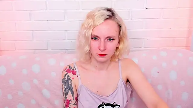 LikiLips online show from March 10, 2026, 1:21 am