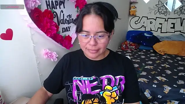Snapshot of Miss__kendra_ chatting on June 1, 2026, 1:46 pm Miss kendra online show from June 1, 2026, 1:46 pm