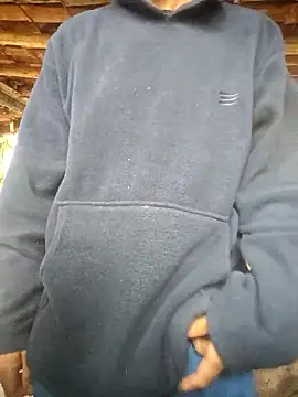 Snapshot of Juicydick420-xxx chatting on January 11, 2026, 3:17 pm Juicydick420-xxx online show from January 11, 2026, 3:17 pm