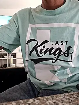 Snapshot of Juicydick420-xxx chatting on February 11, 2026, 9:53 pm Juicydick420-xxx online show from February 11, 2026, 9:53 pm