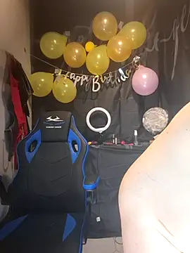 Snapshot of GeilesLuder36 chatting on November 13, 2025, 8:46 am GeilesLuder36 online show from November 13, 2025, 8:46 am