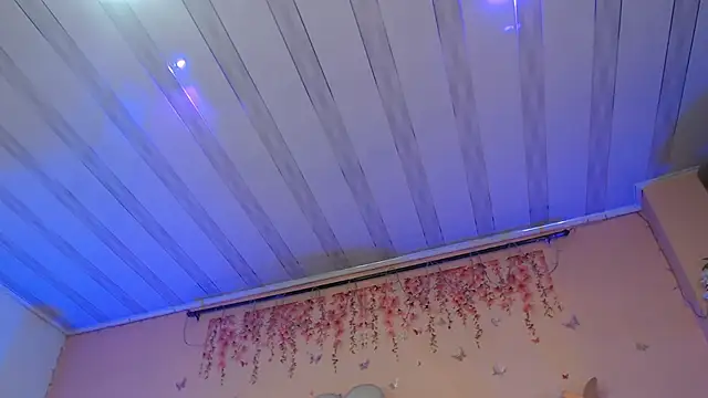 SweetRenata  online show from November 25, 2025, 11:21 am