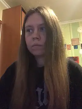 LunaVirelle online show from March 20, 2026, 5:29 pm